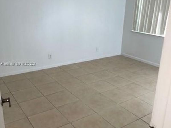8940 S Hollybrook Blvd, Unit 306, Pembroke Pines, FL 33025