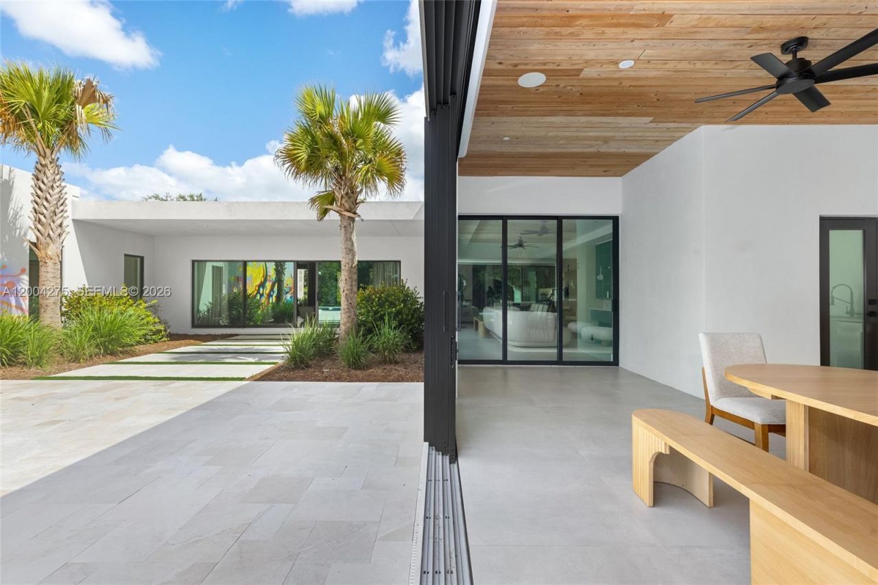 5700 Cypress Rd, Plantation, FL 33317 Photo