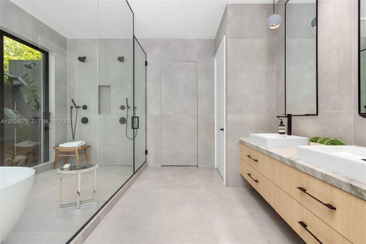 5700 Cypress Rd, Plantation, FL 33317 Photo