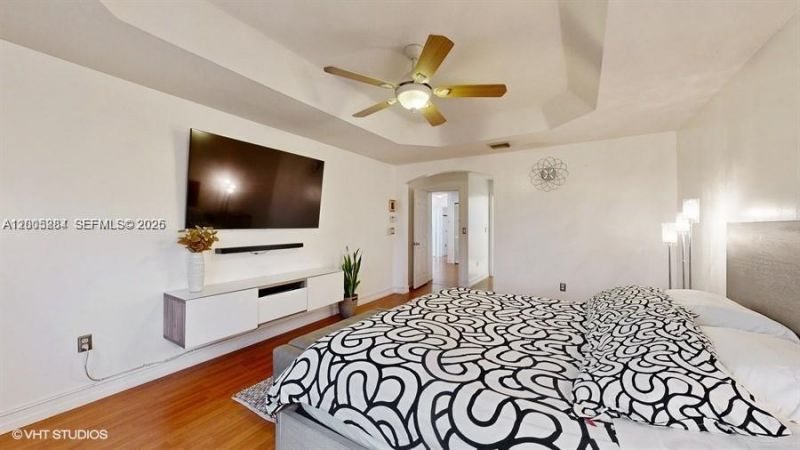 6861 NW 107th Ct, Doral, FL 33178 Photo