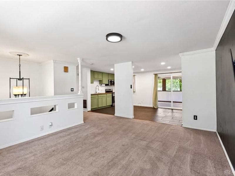 347 Blumen Lane, Moraine, OH 45439 Photo 8