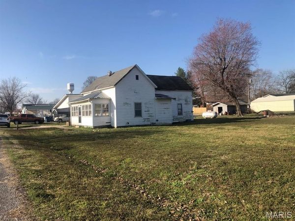 308 Taylor Street , Essex, MO 63846