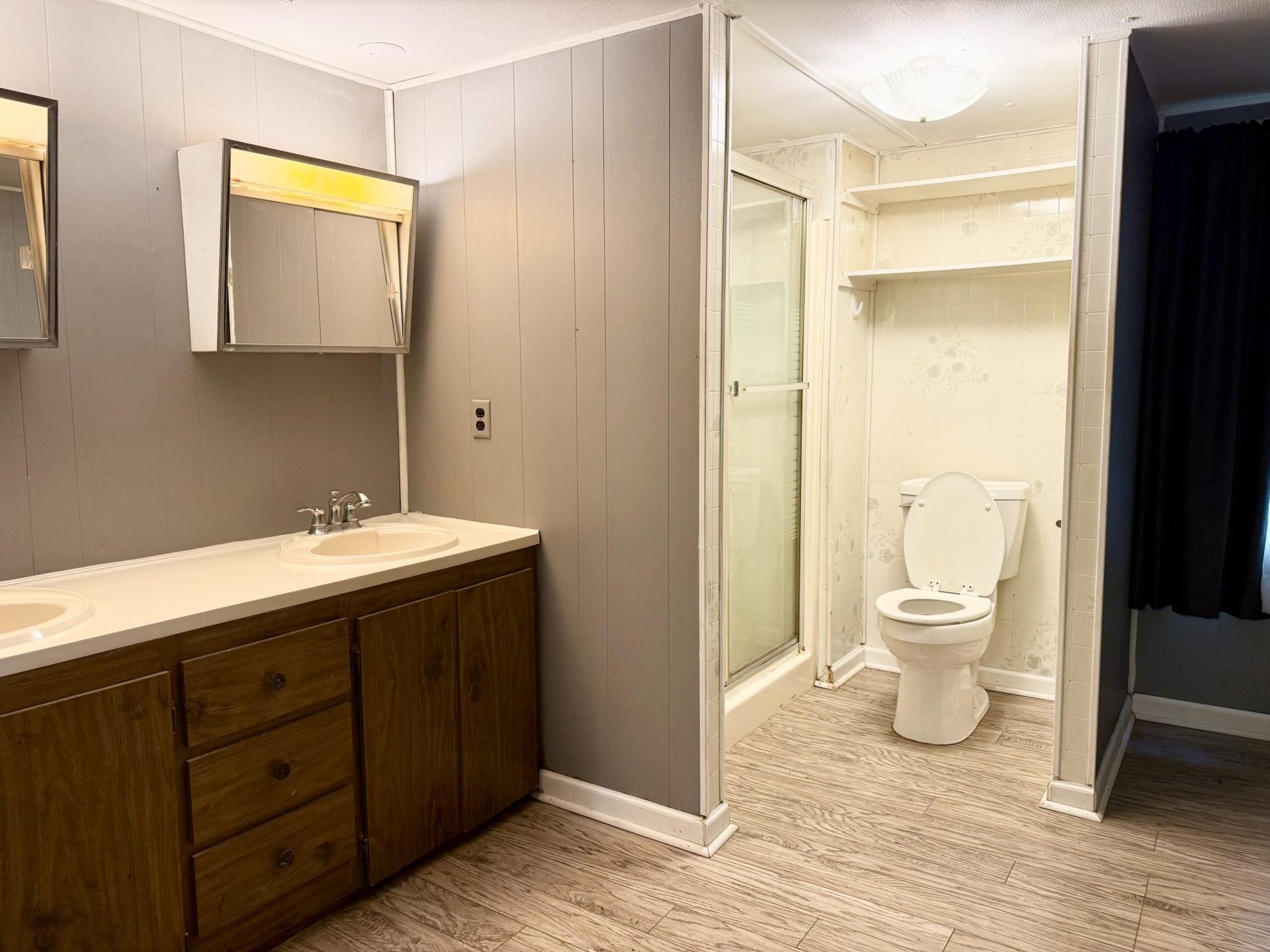 45 Mercury Court Photo 10