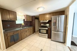 45 Mercury Court photo 4