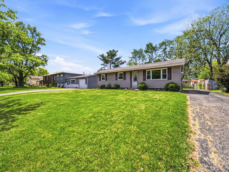 445 N Stygler Road, Columbus, OH 43230 Photo 2