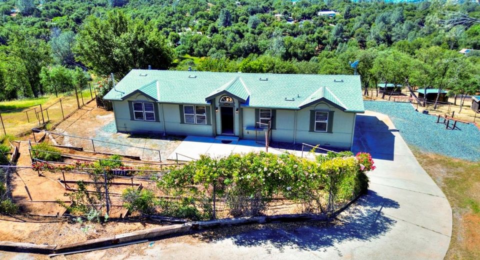 10447 Carlos Ct, Coulterville, CA 95311 Photo