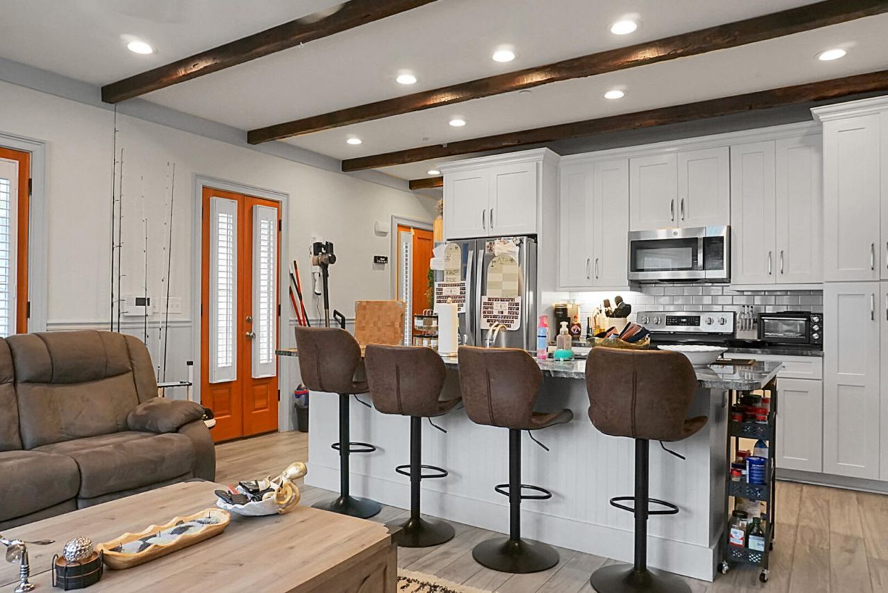 321 Ashley Avenue  Photo 15