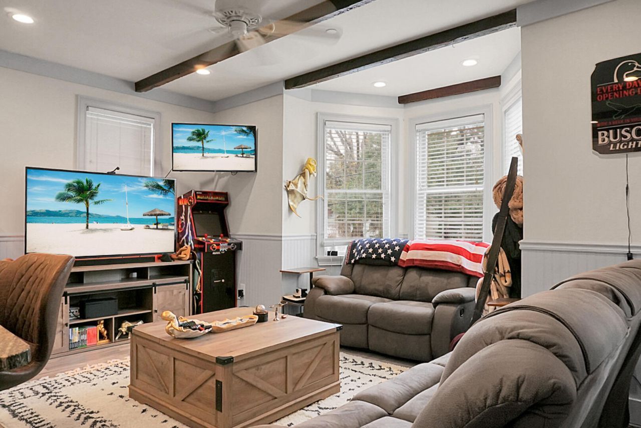 321 Ashley Avenue  Photo 16