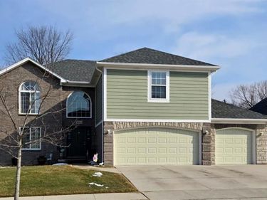 38124 Cobble Creek Court , Sterling Heights, MI 48312