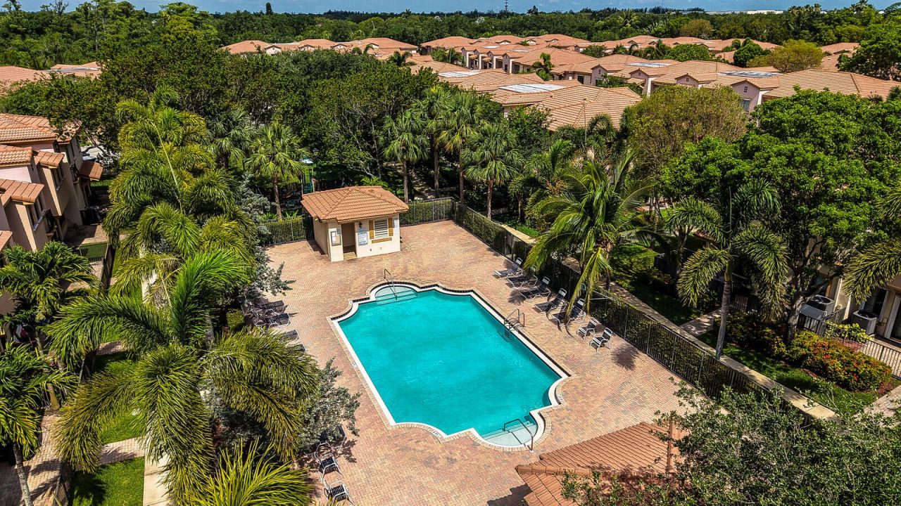 4742 Grand Cypress Circle N, Coconut Creek, FL 33073 Photo