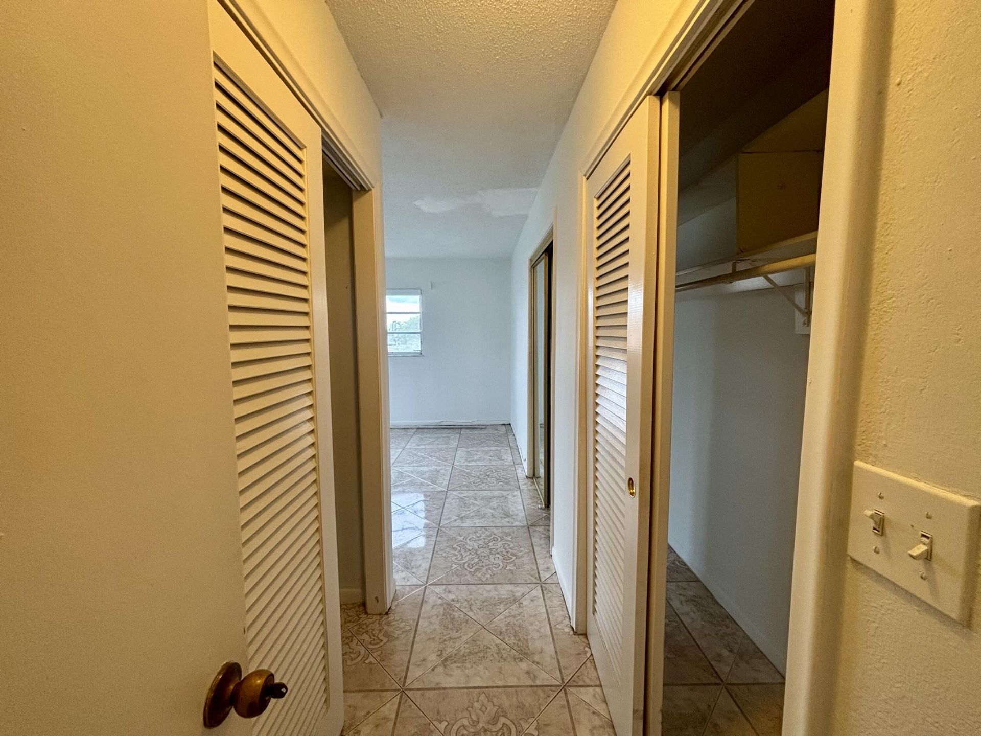 232 NE 12th Avenue, Unit 501, Hallandale Beach, FL 33009 Photo