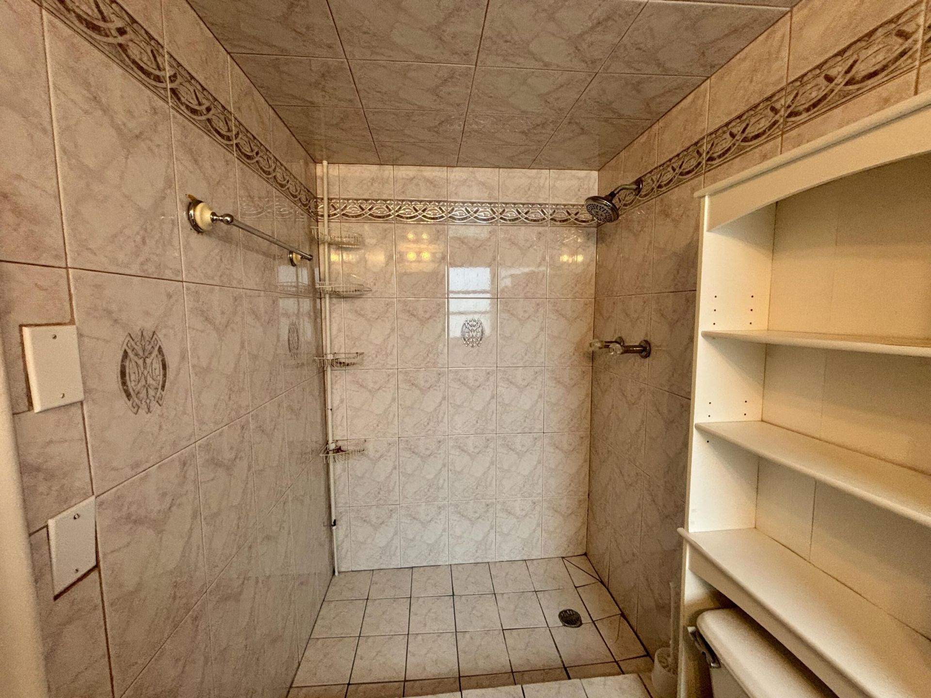 232 NE 12th Avenue, Unit 501, Hallandale Beach, FL 33009 Photo