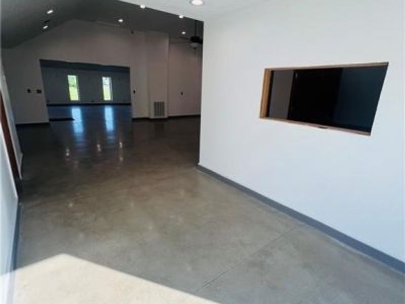 3019 Parkman Road NW, Southington, OH 44470 Photo 11