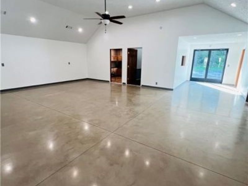 3019 Parkman Road NW, Southington, OH 44470 Photo 4