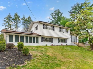 5406 CHESTERFIELD DRIVE, TEMPLE HILLS, MD 20748