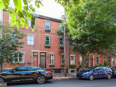 2204 BROWN STREET, PHILADELPHIA, PA 19130