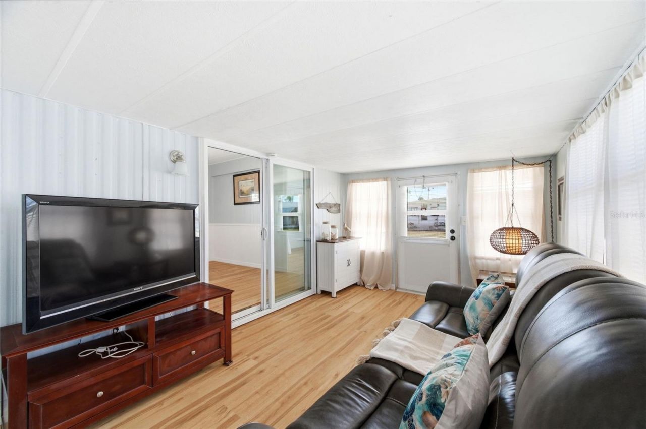 10913 Liberty Drive , Port Richey, FL 34668 Photo