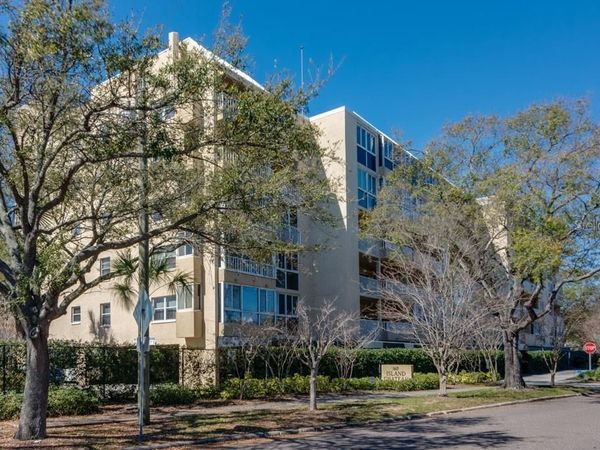 160 COLUMBIA DRIVE , Unit 507, TAMPA, FL 33606