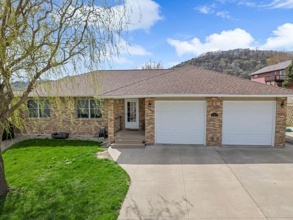 129 Bluffview DRIVE, Winona, MN 55987