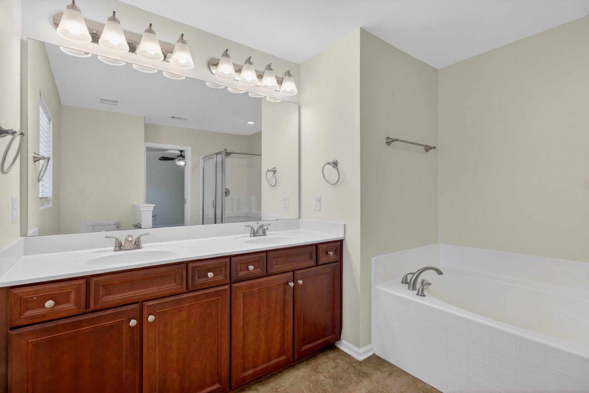 5455 Kings River Drive Photo 19