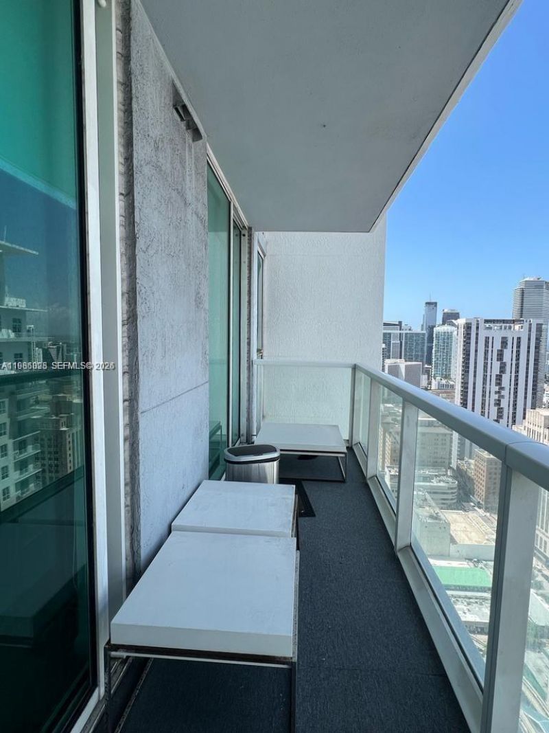 253 NE 2nd St , Unit 3806, Miami, FL 33132 Photo