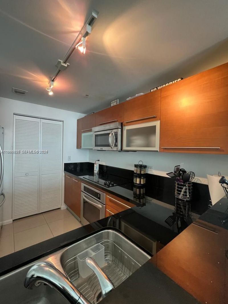 253 NE 2nd St , Unit 3806, Miami, FL 33132 Photo
