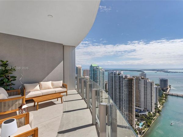 300 Biscayne Boulevard Way , Unit 4007W, Miami, FL 33131