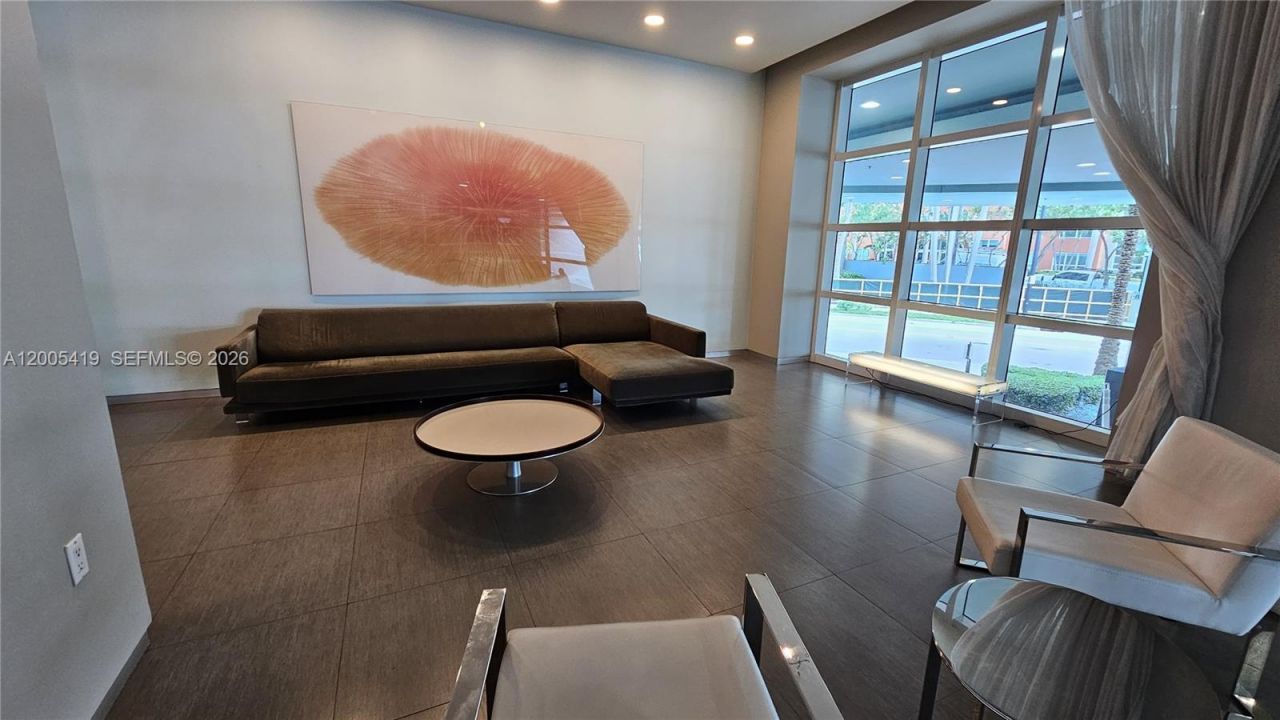 1900 N Bayshore Dr , Unit 1617, Miami, FL 33132 Photo