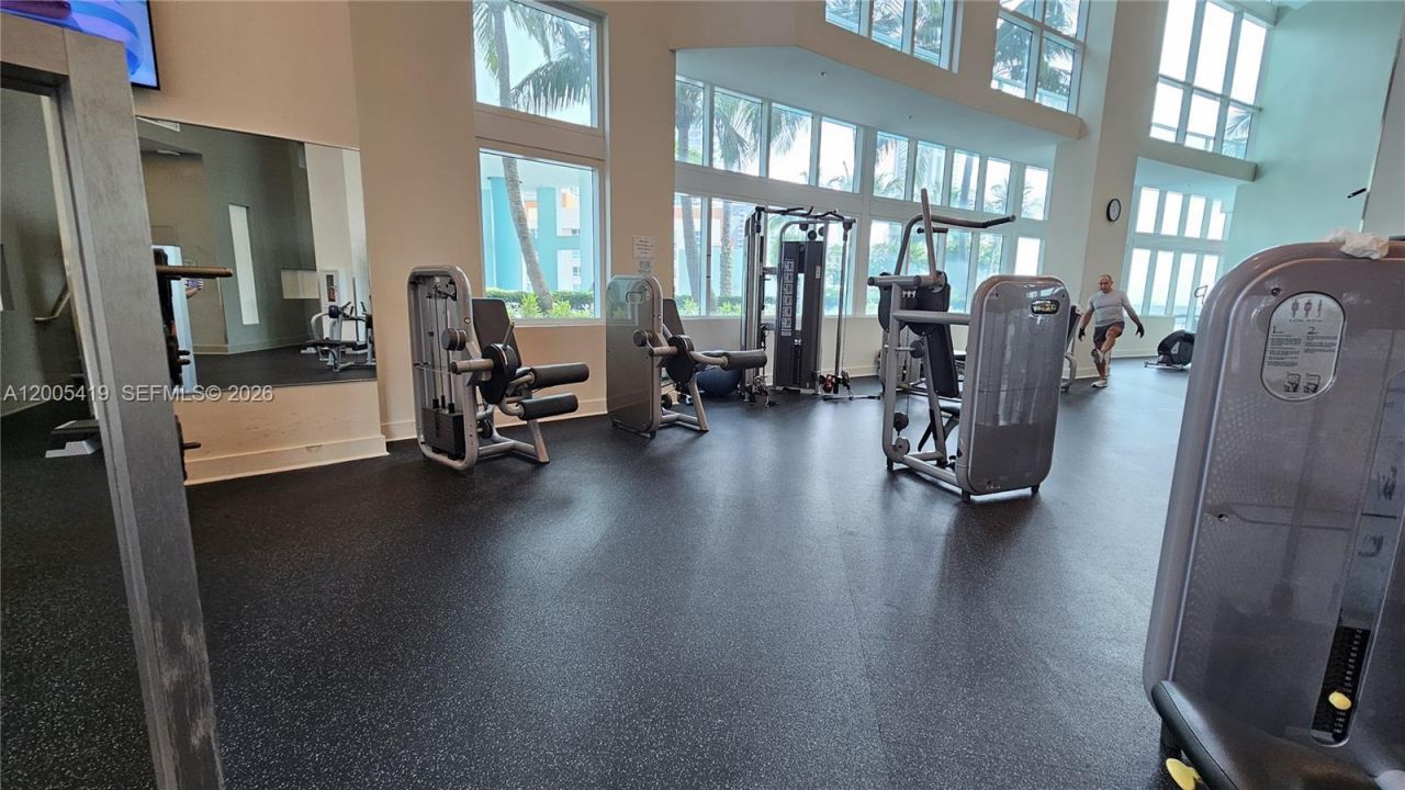 1900 N Bayshore Dr , Unit 1617, Miami, FL 33132 Photo