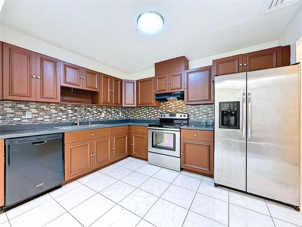 8900 W Sample Rd , Unit 202, Coral Springs, FL 33065