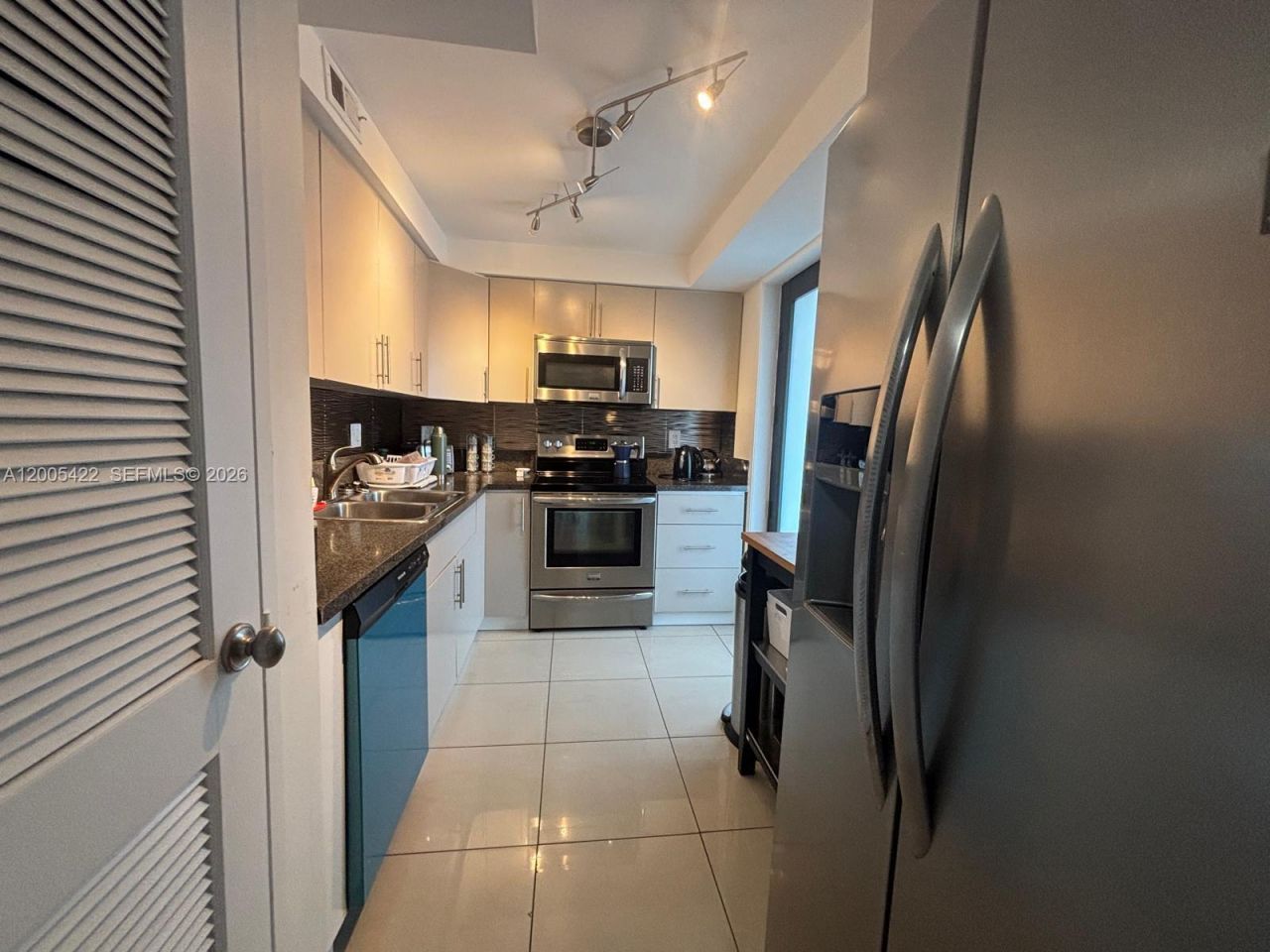 301 Golden Isles Dr , Unit 409, Hallandale Beach, FL 33009 Photo