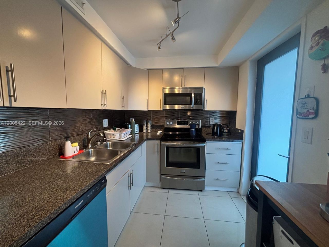 301 Golden Isles Dr , Unit 409, Hallandale Beach, FL 33009 Photo