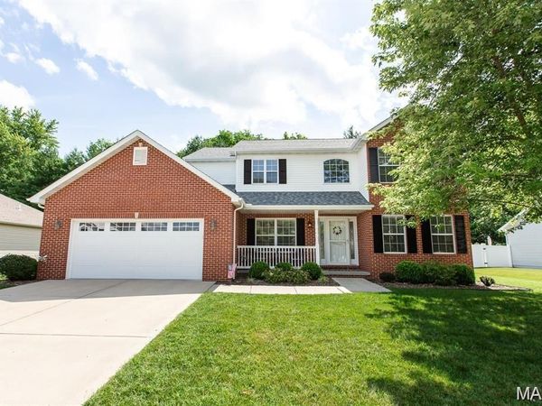 548 N August Street , Mascoutah, IL 62258