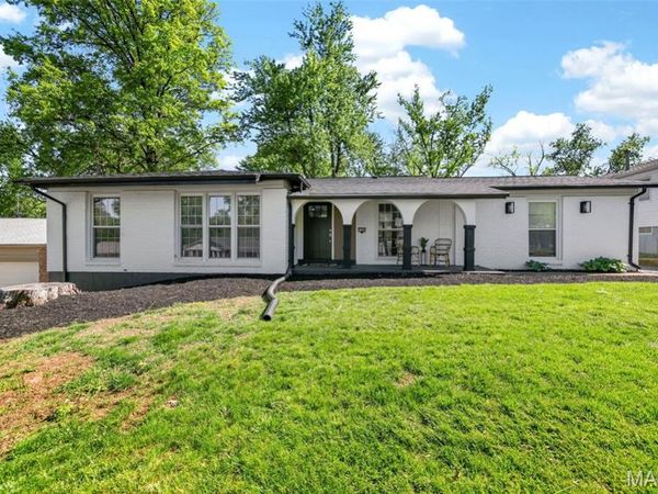 11840 Gold Leaf Drive, Maryland Heights, MO 63146