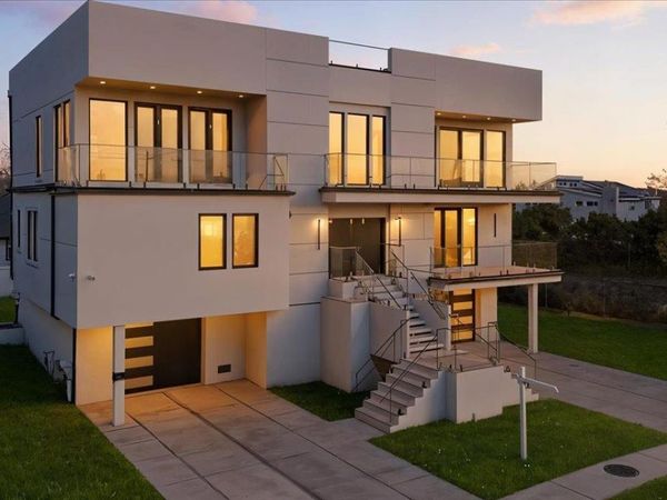 1368 Beech Street , Atlantic Beach, NY 11509