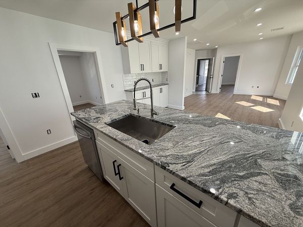 94-96 Francis St, Unit 3, Everett, MA 02149