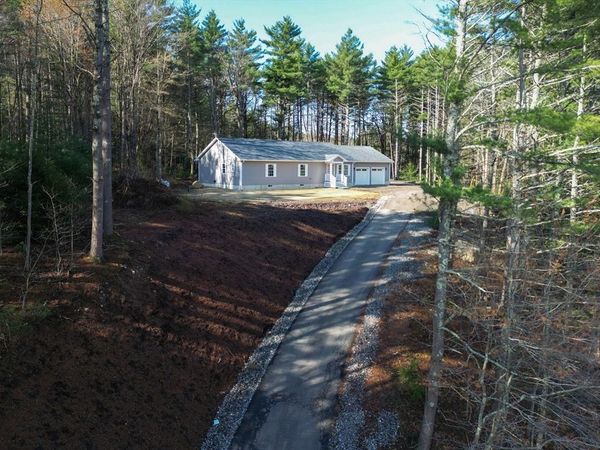 199 Sturbridge Rd, Brimfield, MA 01010