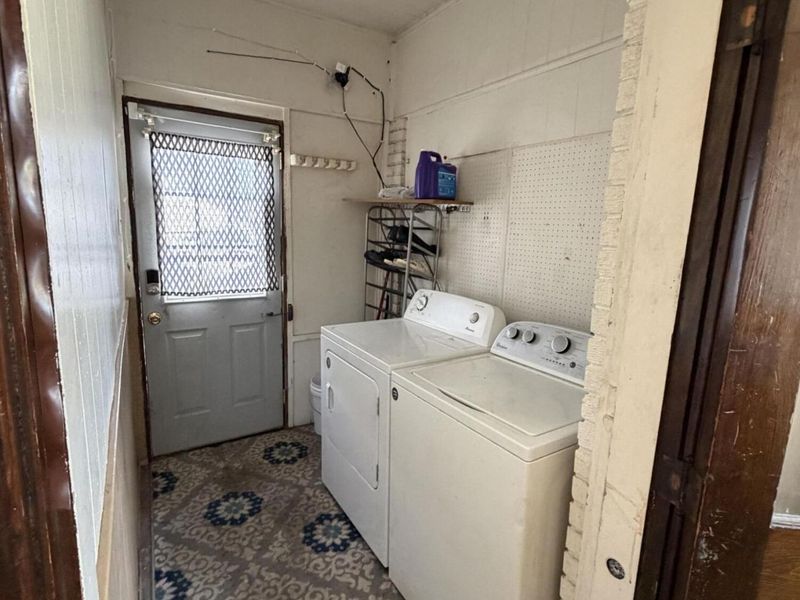 215 E Livingston Street, Celina, OH 45822 Photo 9