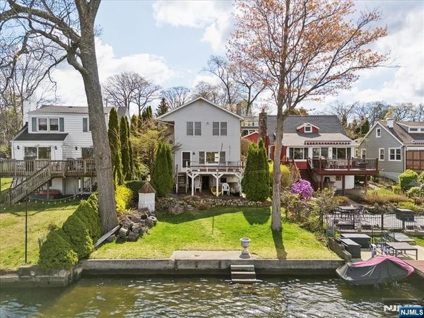 45 Bertrand Road, Mount Arlington Boro, NJ 07856