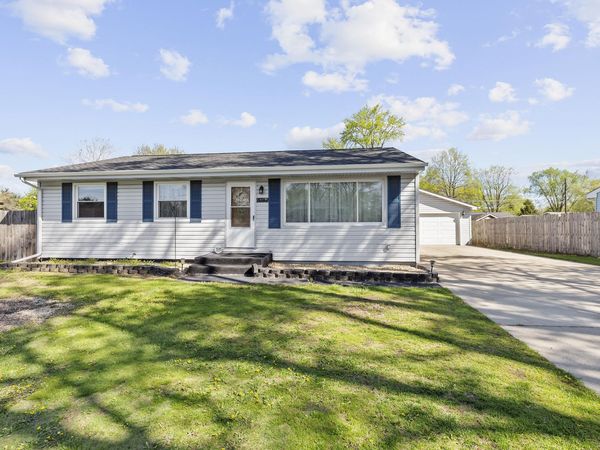 5782 Mccasland Avenue , Portage, IN 46368