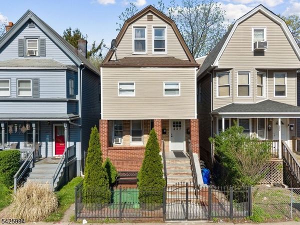 237 Halsted St, East Orange, NJ 07018