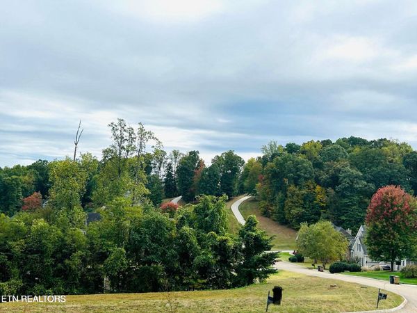 Laurel Ridge Lane, Knoxville, TN 37922