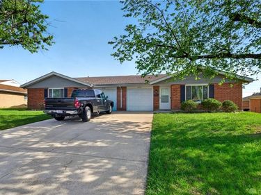5454 Bromwick Drive, Dayton, OH 45426
