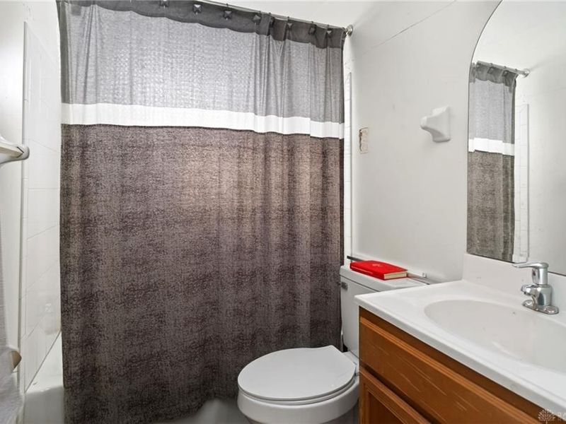 5454 Bromwick Drive, Dayton, OH 45426 Photo 17