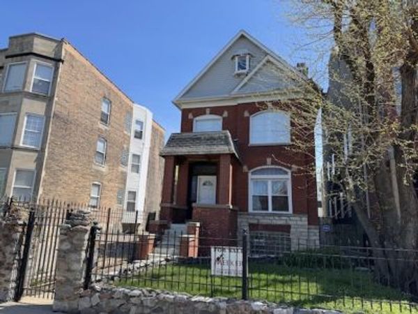 6619 S Ellis Avenue , Chicago, IL 60637