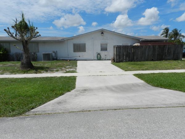 3151 Pinehurst Drive, Lake Worth, FL 33467