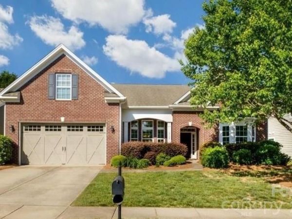 8720 Artesa Mill Lane, Charlotte, NC 28214