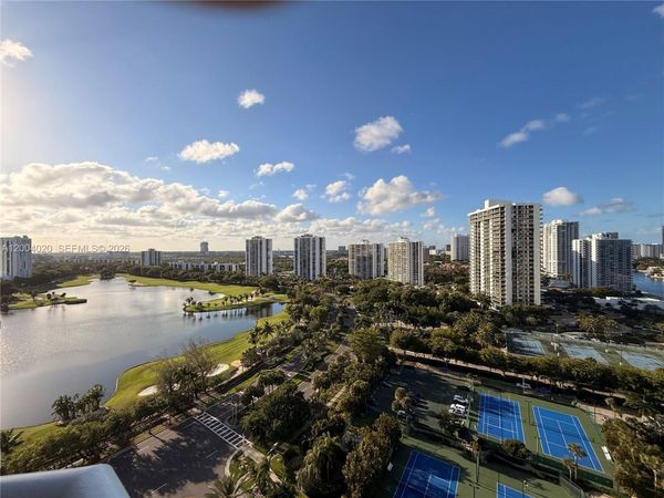 20185 E Country Club Dr, Unit 1907, Aventura, FL 33180
