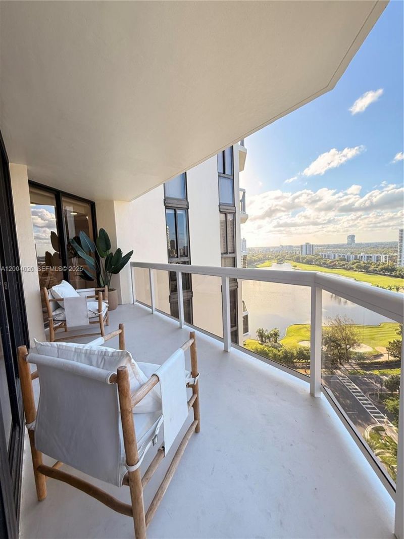 20185 E Country Club Dr, Unit 1907, Aventura, FL 33180 Photo