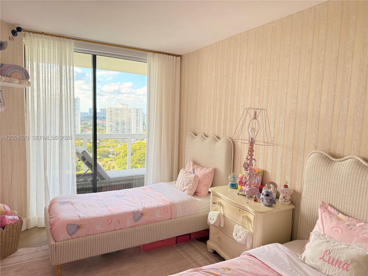 20185 E Country Club Dr, Unit 1907, Aventura, FL 33180 Photo